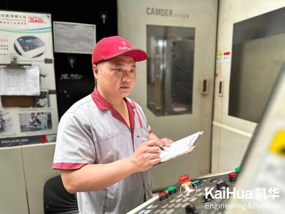kaihua-mould-automotive-mold-logistic-mold-household-mold.jpg kaihua-mould-automotive-mold-logistic-mold-household-mold.jpg